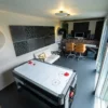 Intérieur bureau modulaire isolé avec électricité et chauffage
