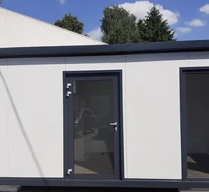 Maison d’été 17m² moderne