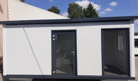 Maison d’été 17m² moderne