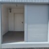 Utilisation du container commercial comme boutique ou kiosque.